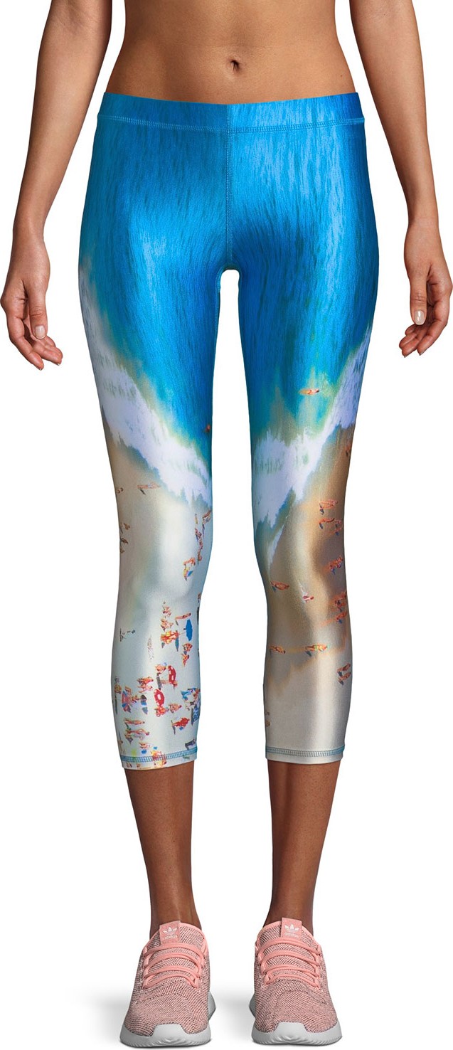 Terez Beach Days Printed Capri Performance Leggings