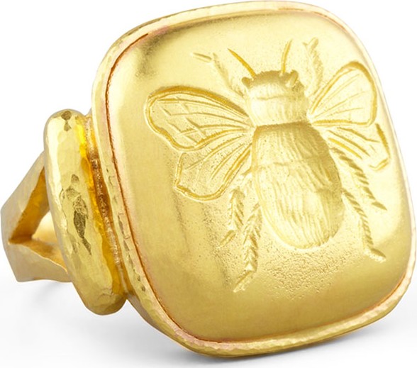 Elizabeth Locke 19k Gold Bee Cushion Ring