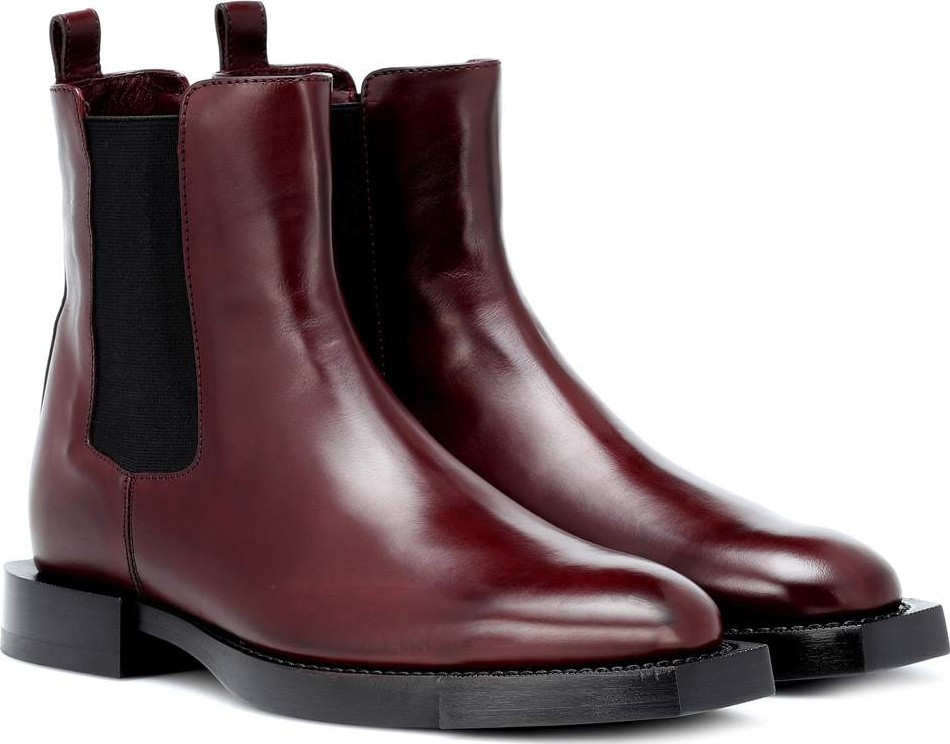 Alexander McQueen Leather Chelsea boots