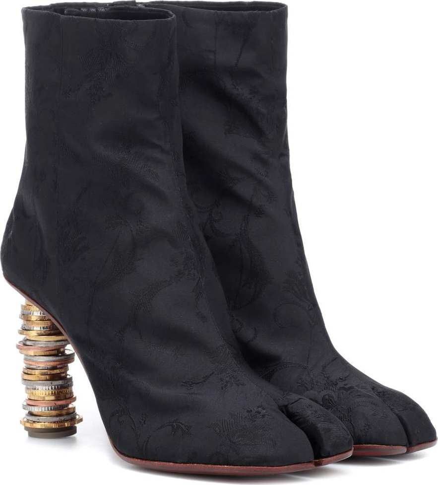 Vetements Split-toe coin ankle boots