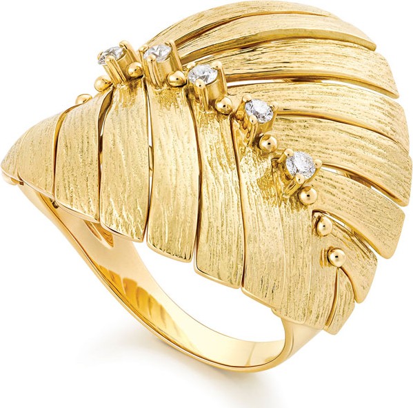 Hueb Bahia 18k Gold Diamond Leaf Ring