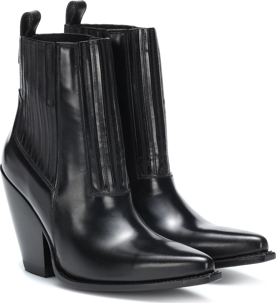 Valentino Valentino Garavani leather ankle boots