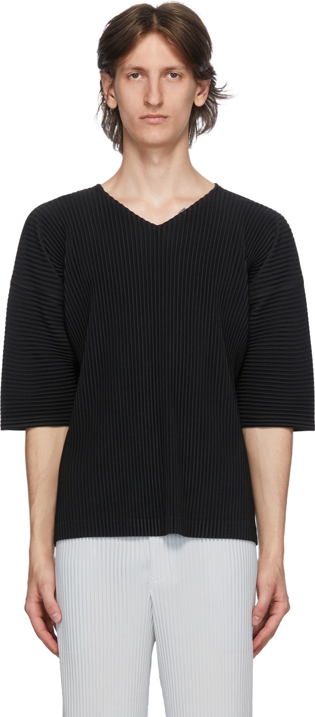 Homme Plissé Issey Miyake Black MC April V-Neck T-Shirt