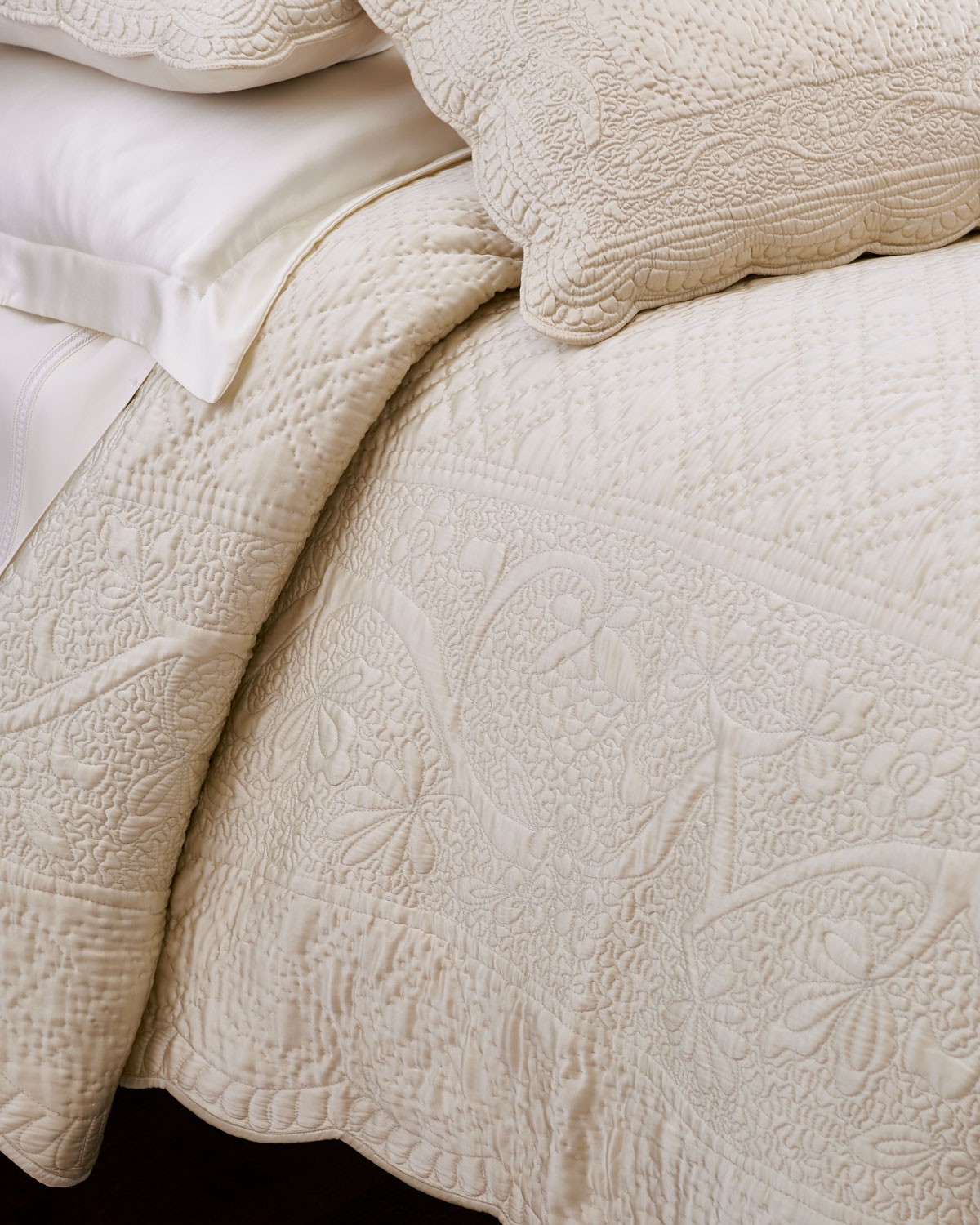 HERMÈS Heure H Watch, Gold Plate & Leather Strap