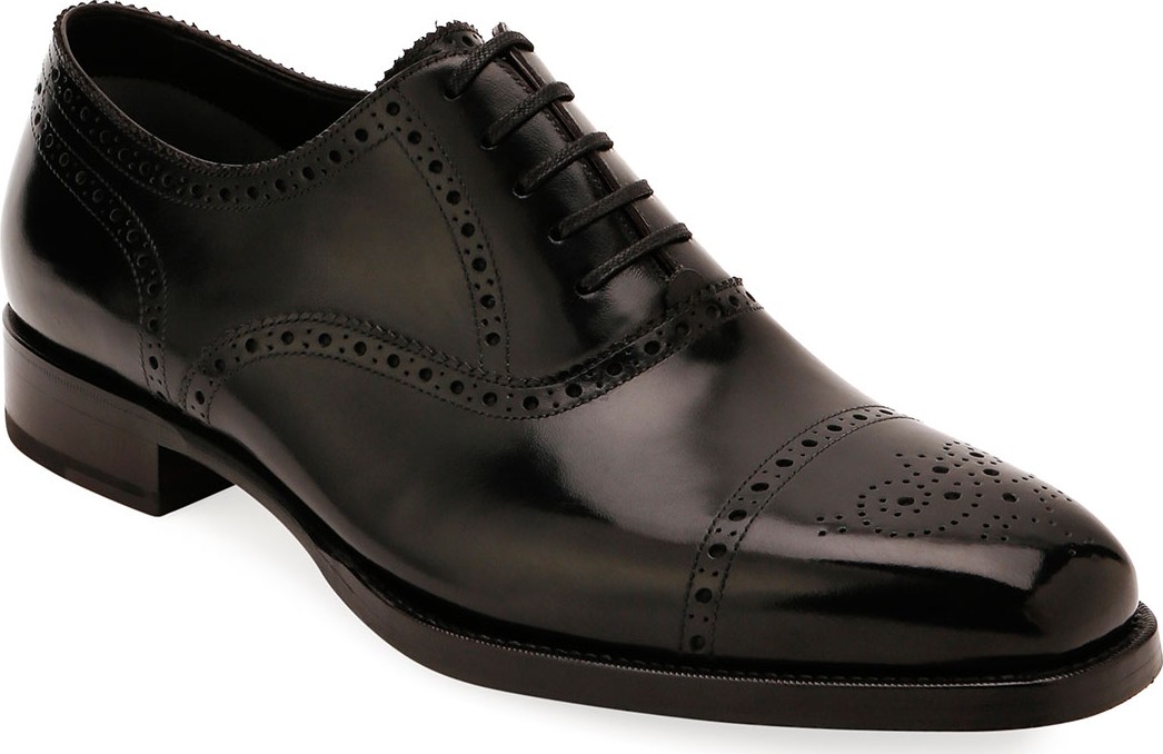 TOM FORD Men's Dress Shoe in Brogue