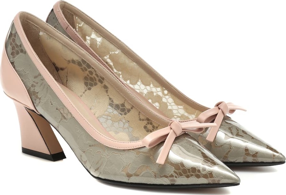 N°21 Coated-lace pumps