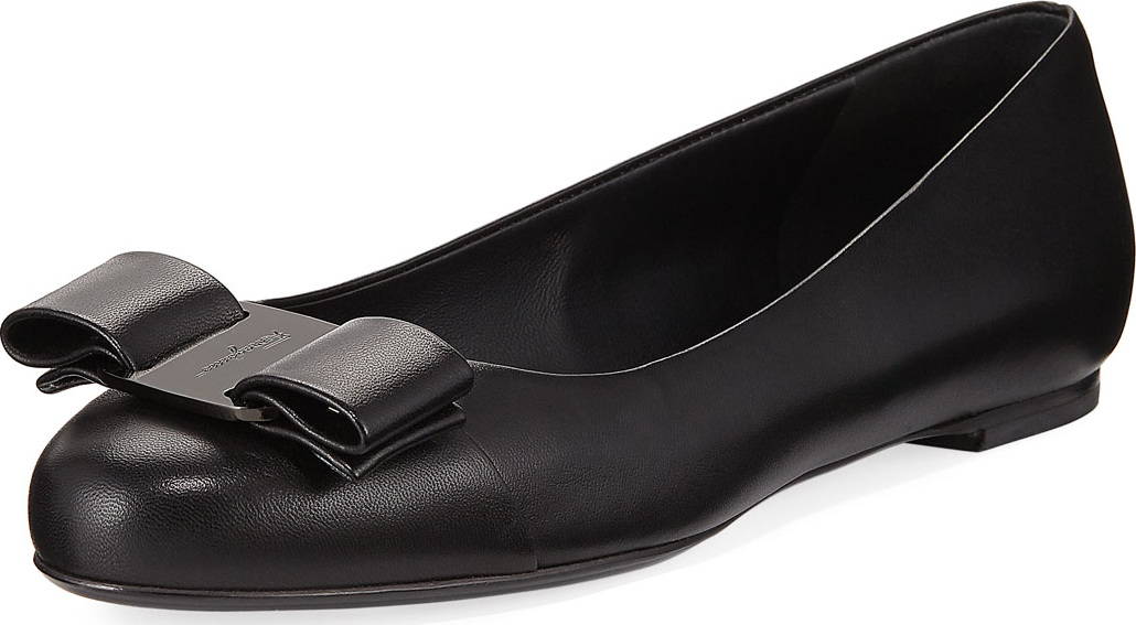 Salvatore Ferragamo Varina Smooth Leather Ballet Flat with Vara Bow, Nero