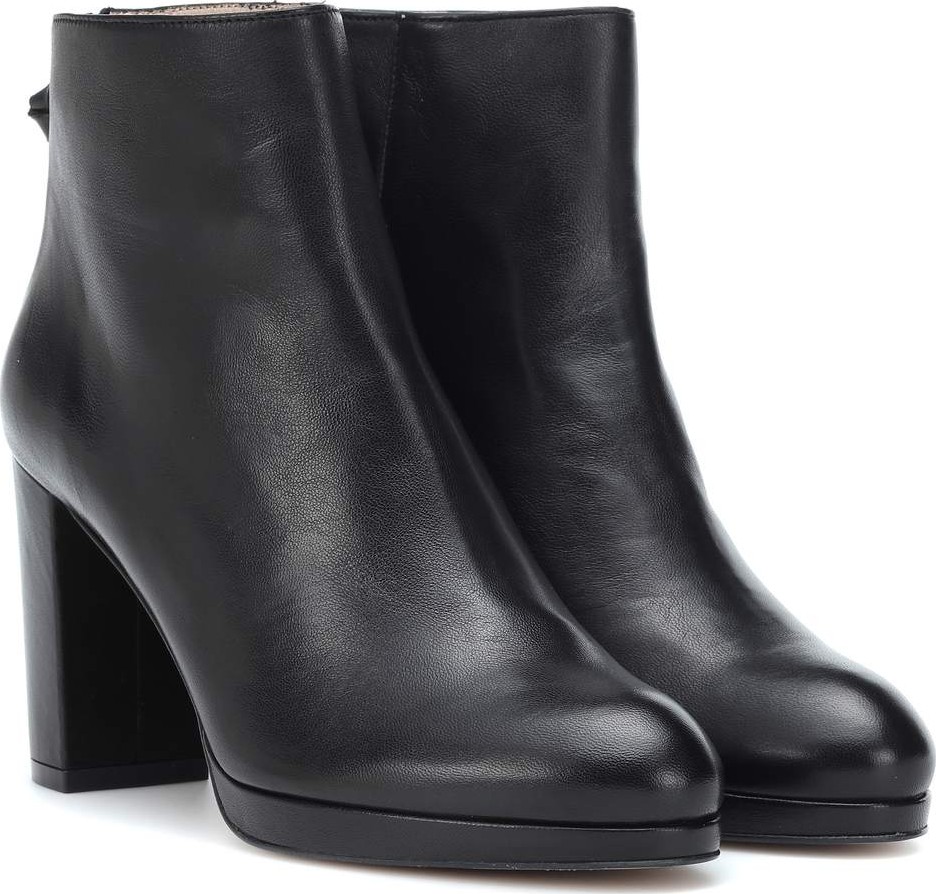 Stuart Weitzman Martine leather ankle boots