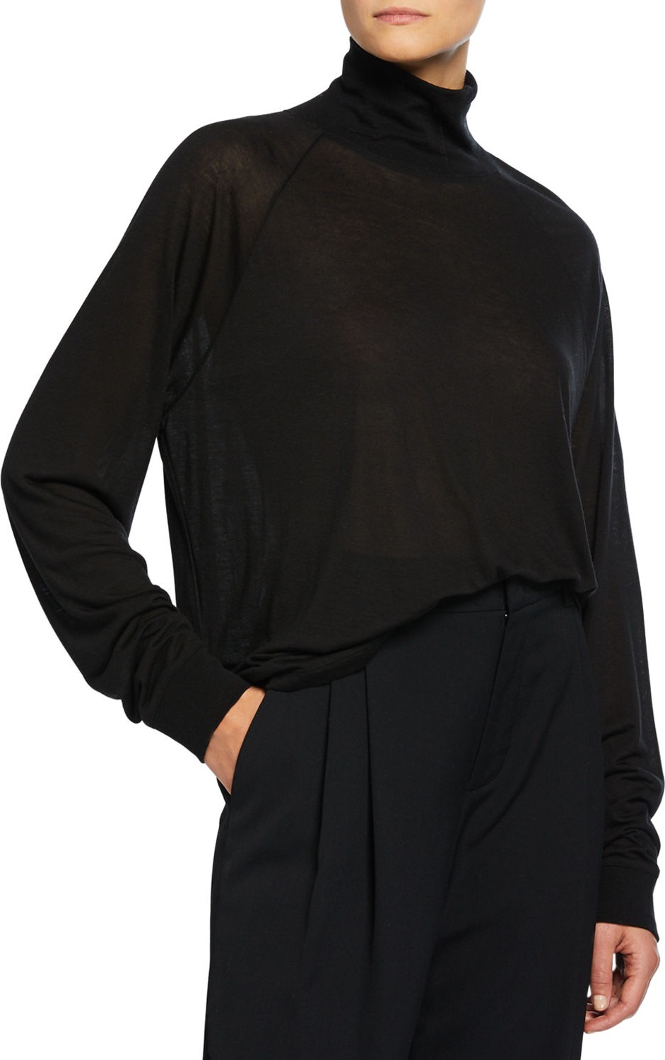 Vince Shrunken Merino Wool/Silk Turtleneck Sweater