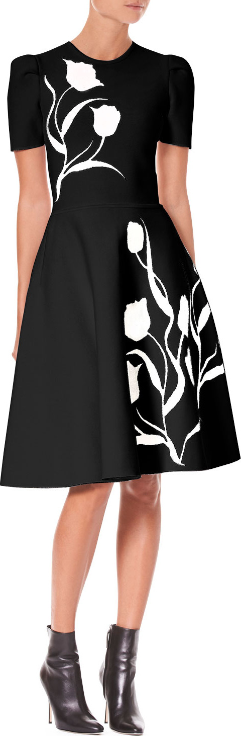 Carolina Herrera Short-Sleeve Tulip-Jacquard Fit-and-Flare Dress