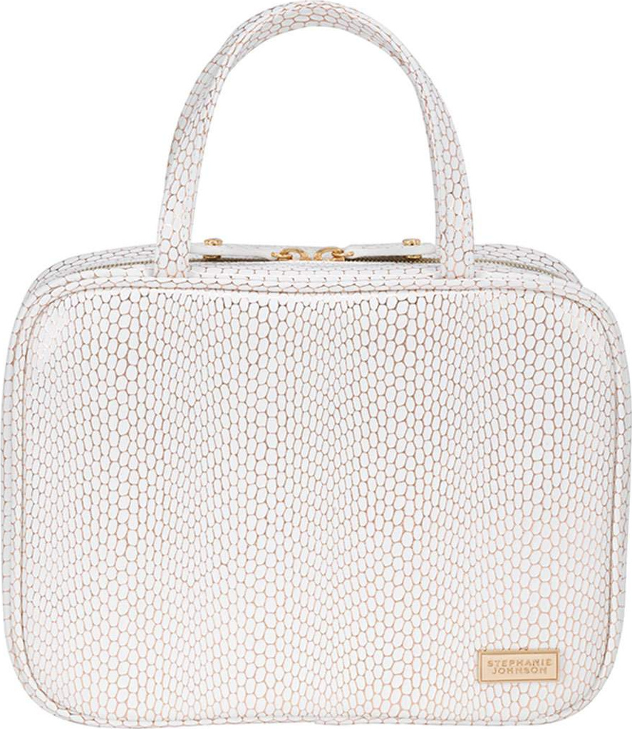 Stephanie Johnson ML Traveler