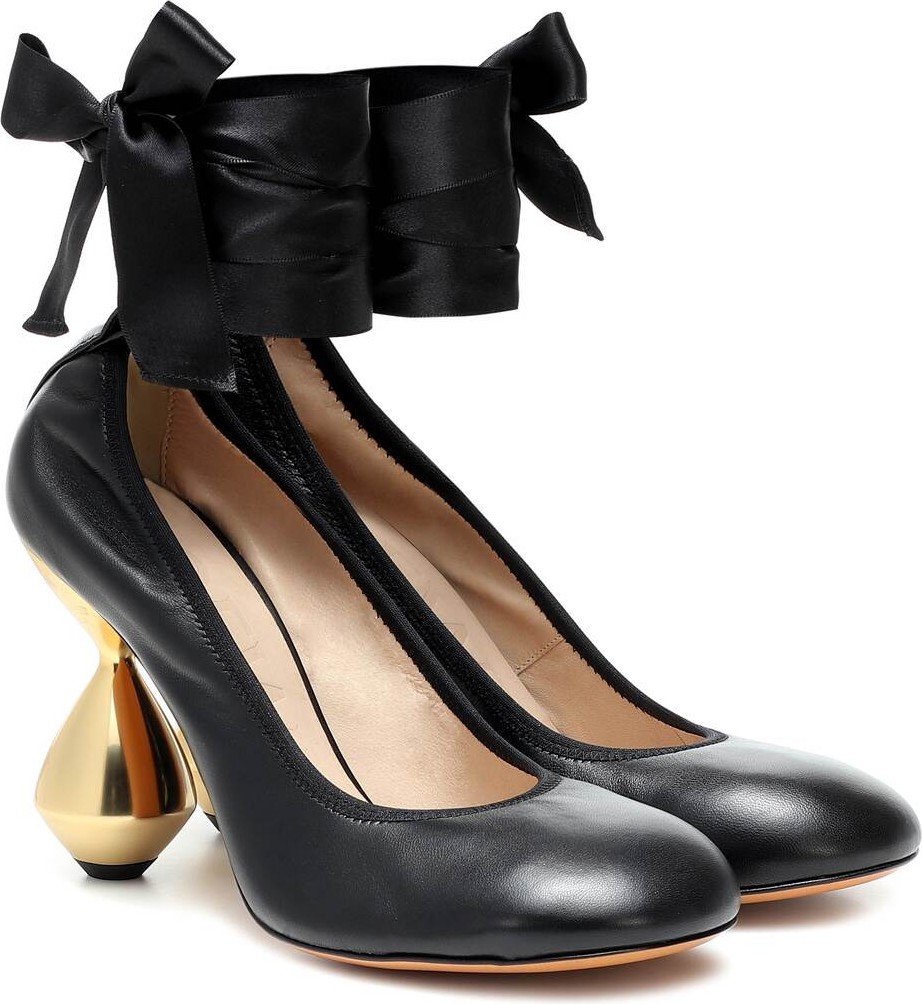 LOEWE Leather pumps