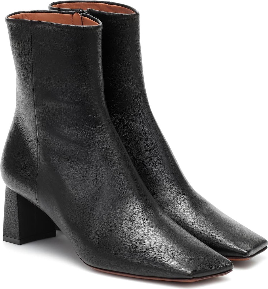 Vetements Boomerang leather ankle boots