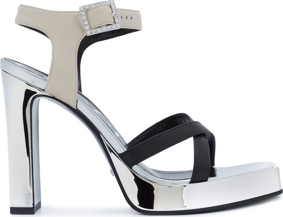 Gucci costanze sandal 95