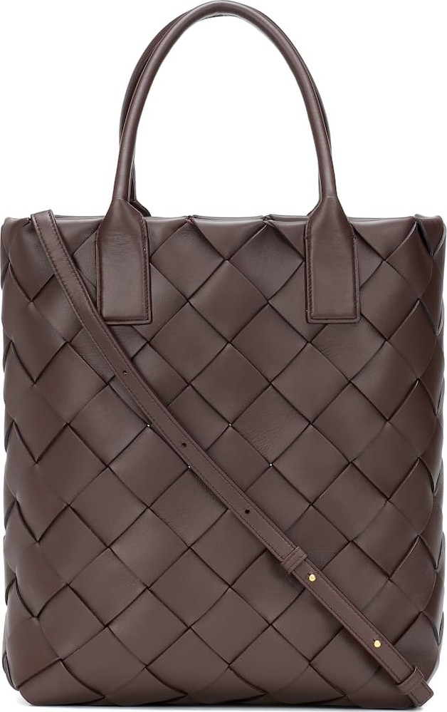 Bottega Veneta Maxi Cabat 30 leather tote