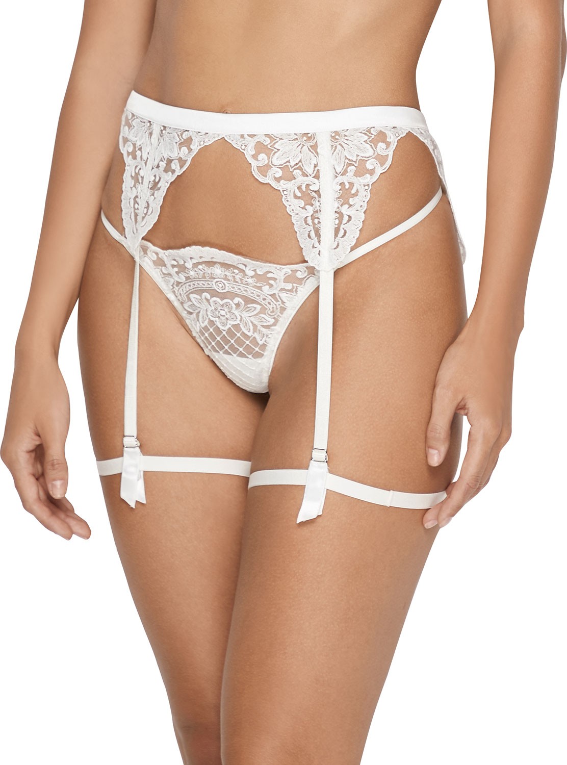 I.D. Sarrieri Bella Embroidered Tulle V-String Thong