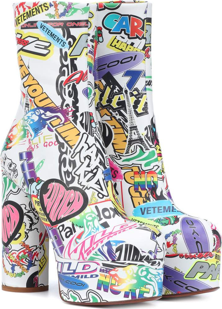 Vetements Printed leather ankle boots