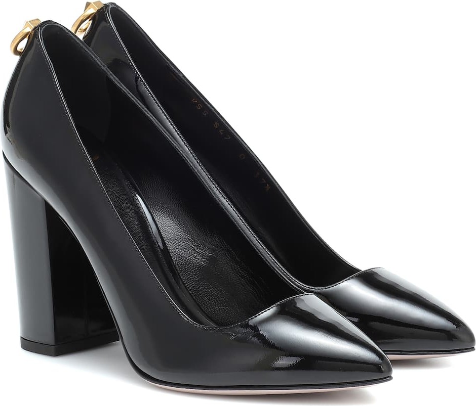 Valentino Valentino Garavani Ringstud patent leather pumps