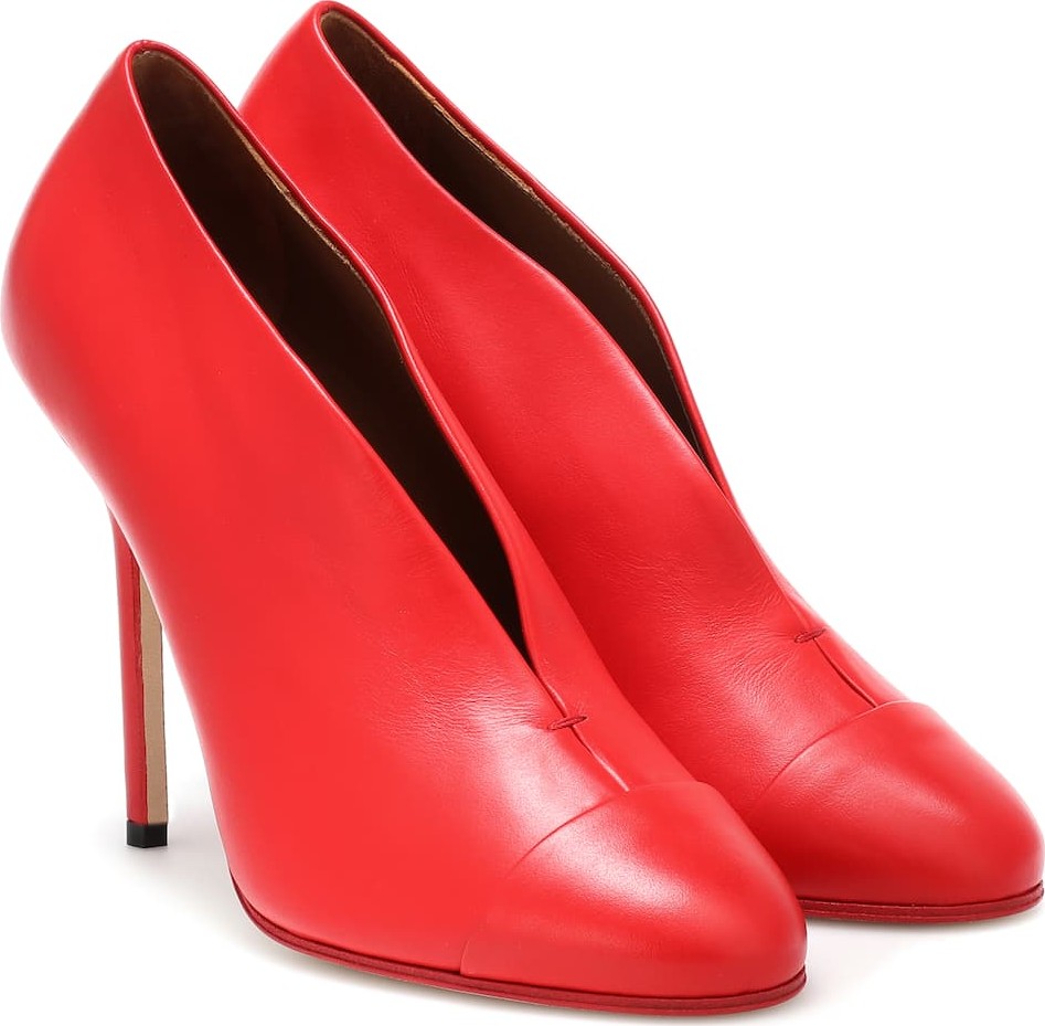 Victoria Beckham Refined Pin leather pumps