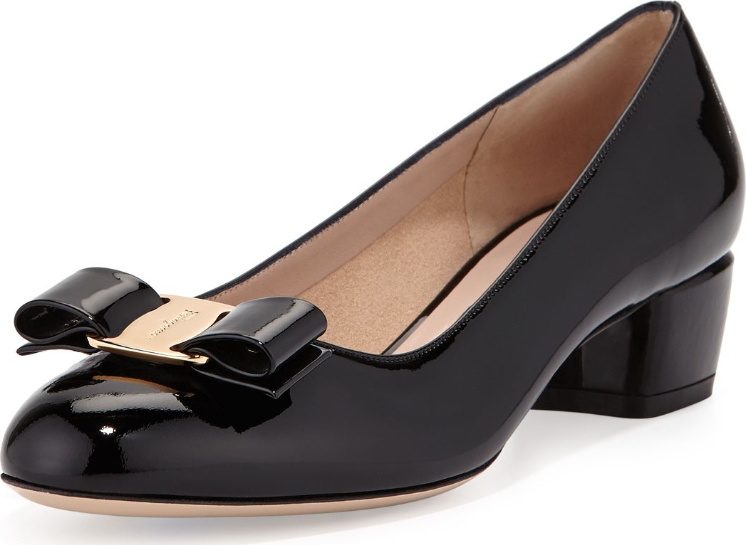 Salvatore Ferragamo Vara 1 Patent Bow Pumps, Nero Salvatore Ferragamo Vara 1 Patent Bow Pumps, Nero