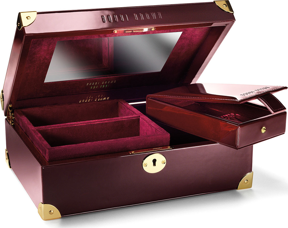 Bobbi Brown Deluxe Beauty Trunk