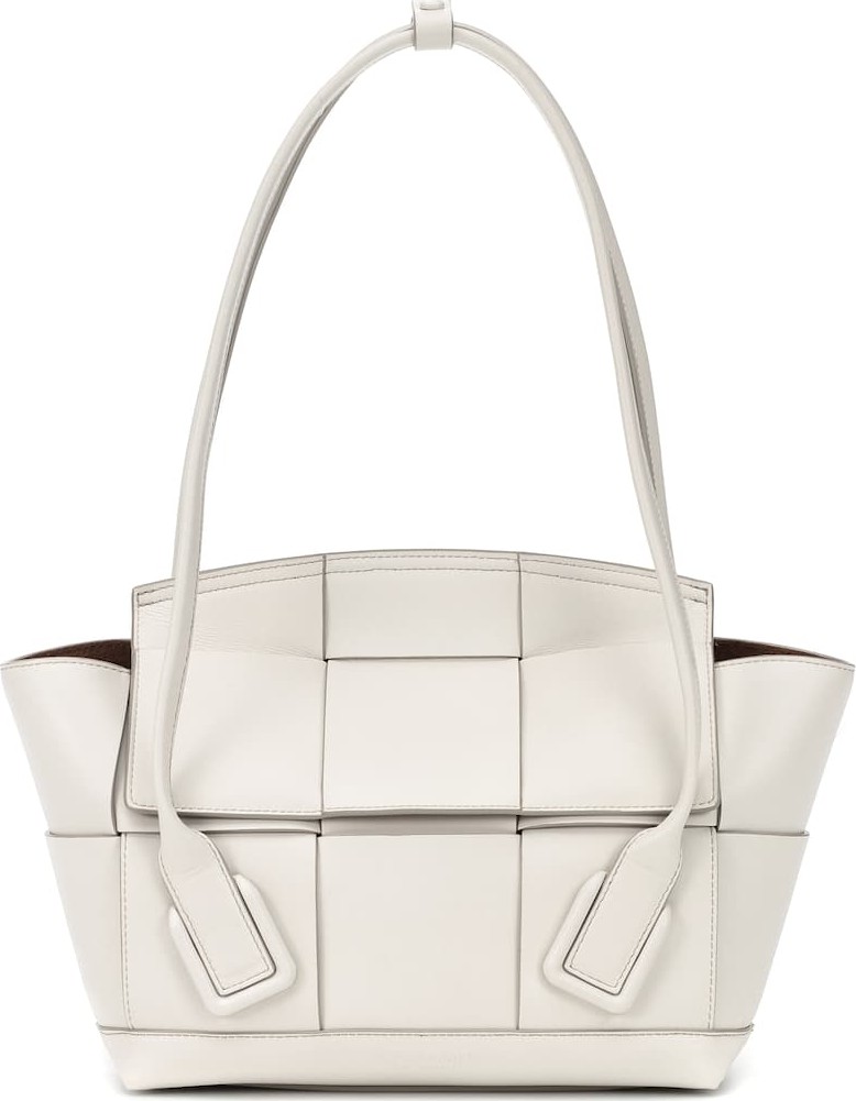 Bottega Veneta Arco 33 leather tote