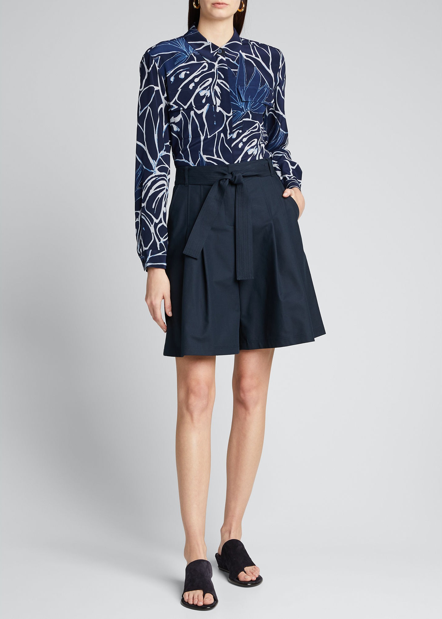 Lafayette 148 New York Arthur Metro Stretch Pleated Shorts