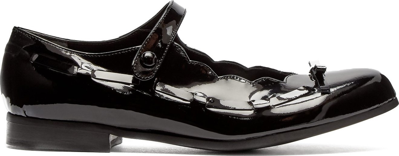 Comme Des Garçons Girl Scalloped patent-leather Mary-Jane flats