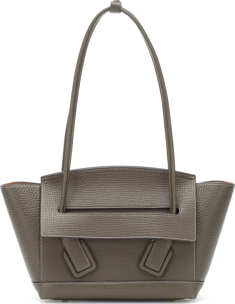 Bottega Veneta Arco 33 leather tote