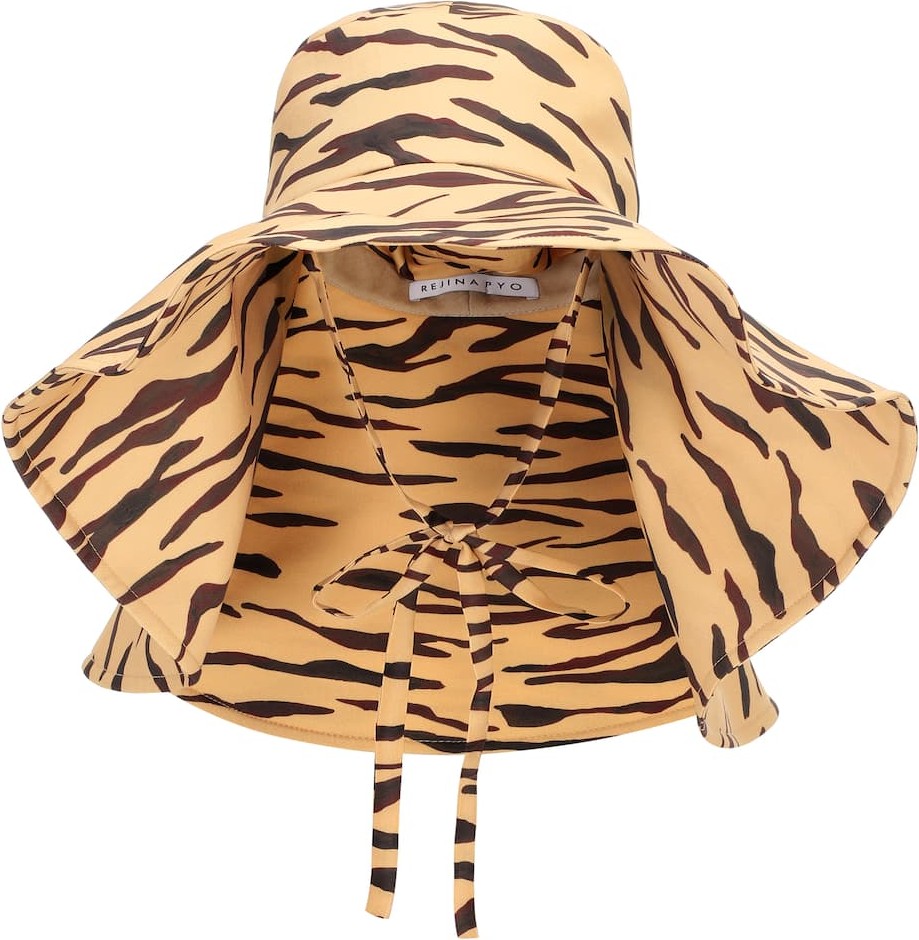 Rejina Pyo Exclusive to Mytheresa – Daisy tiger-print hat