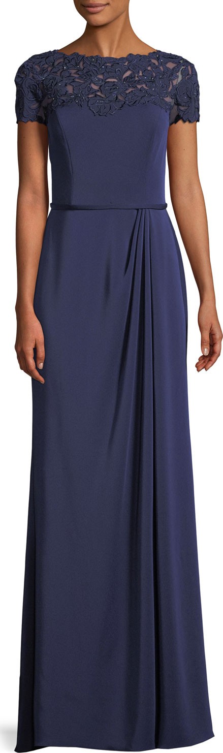 La Femme Laser-Cut Flower Jersey Short-Sleeve Gown