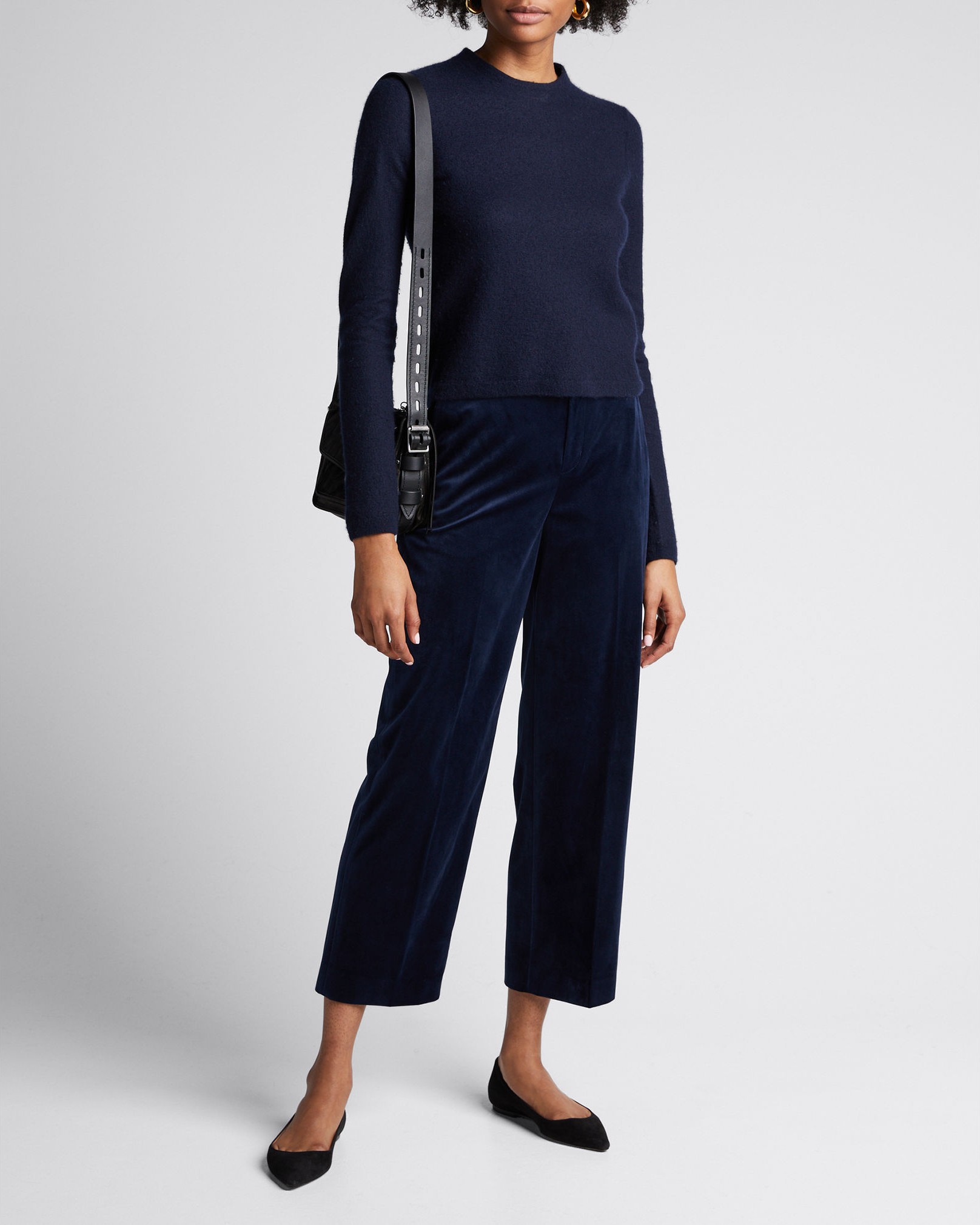 Vince Fitted Crewneck Cashmere Sweater