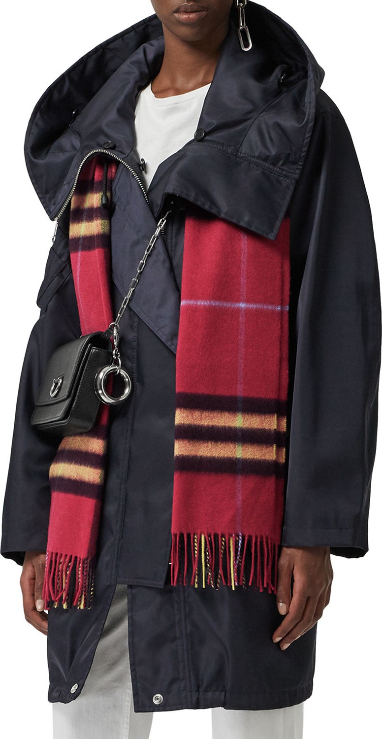 Burberry London England Giant Check Cashmere Scarf