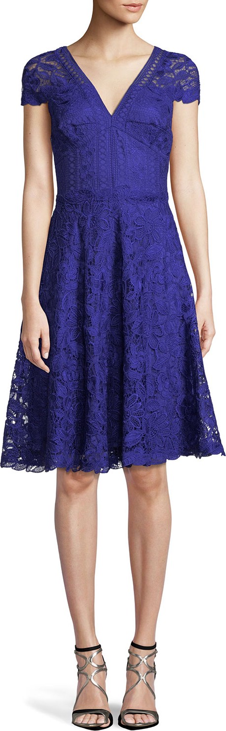 Tadashi Shoji C/S LACE DRESS W/ V-NECK