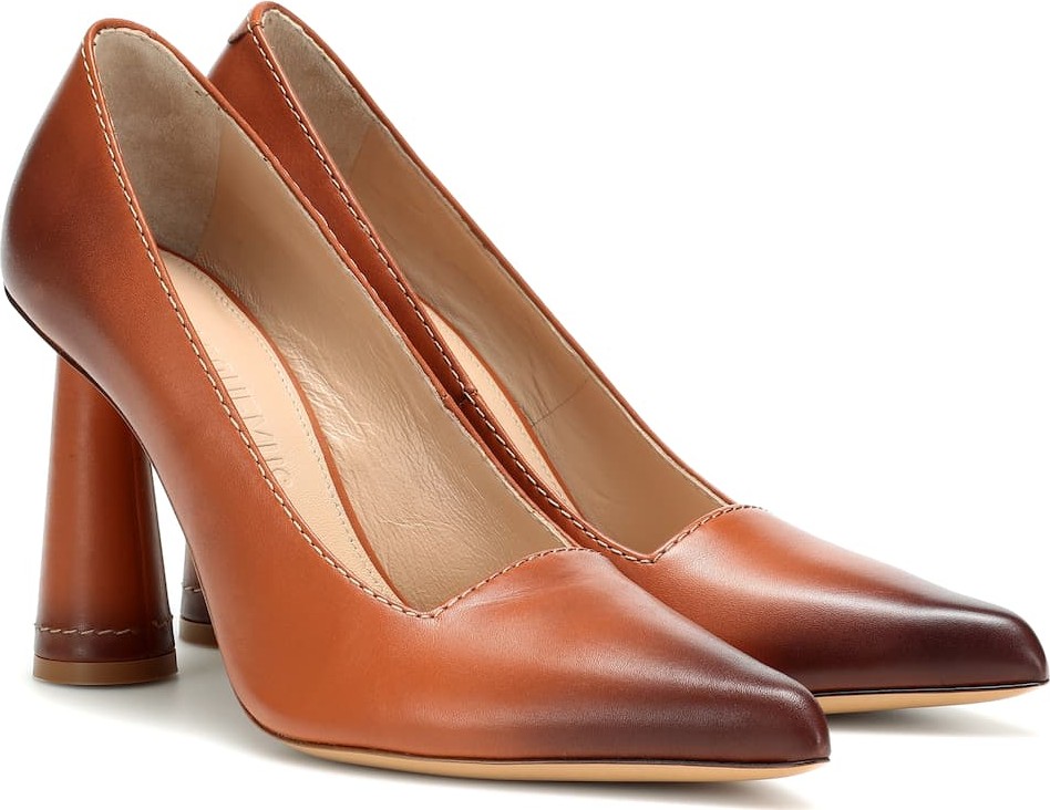 Jacquemus Les Chaussures Leon leather pumps