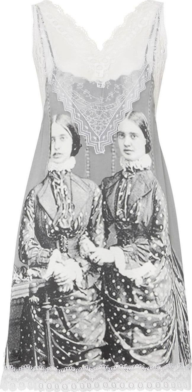 Burberry London England Lace Detail Victorian Portrait Print Silk Slip Dress