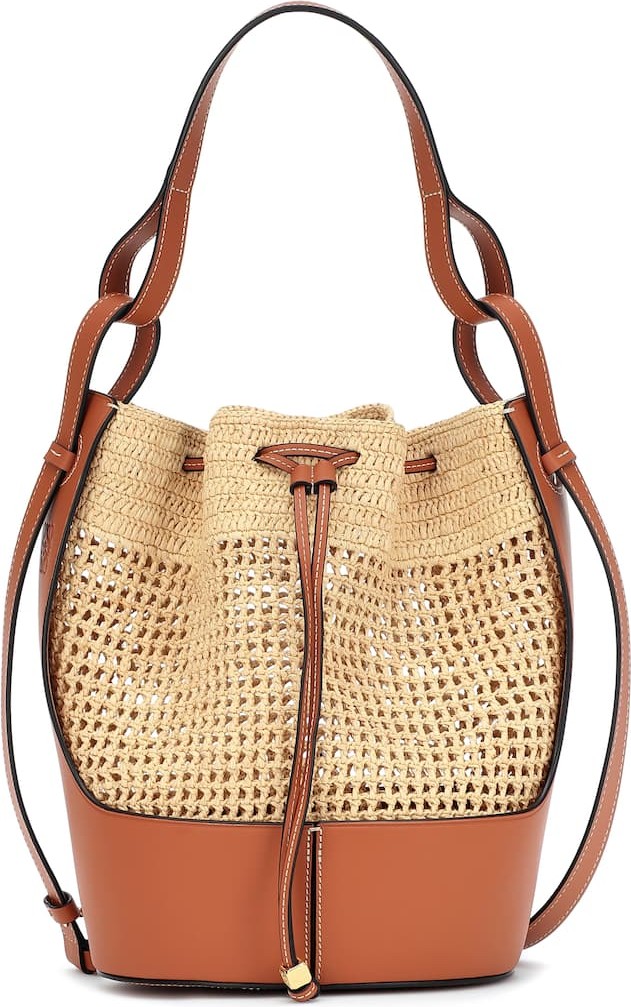 LOEWE Paula's Ibiza Balloon Medium raffia shoulder bag