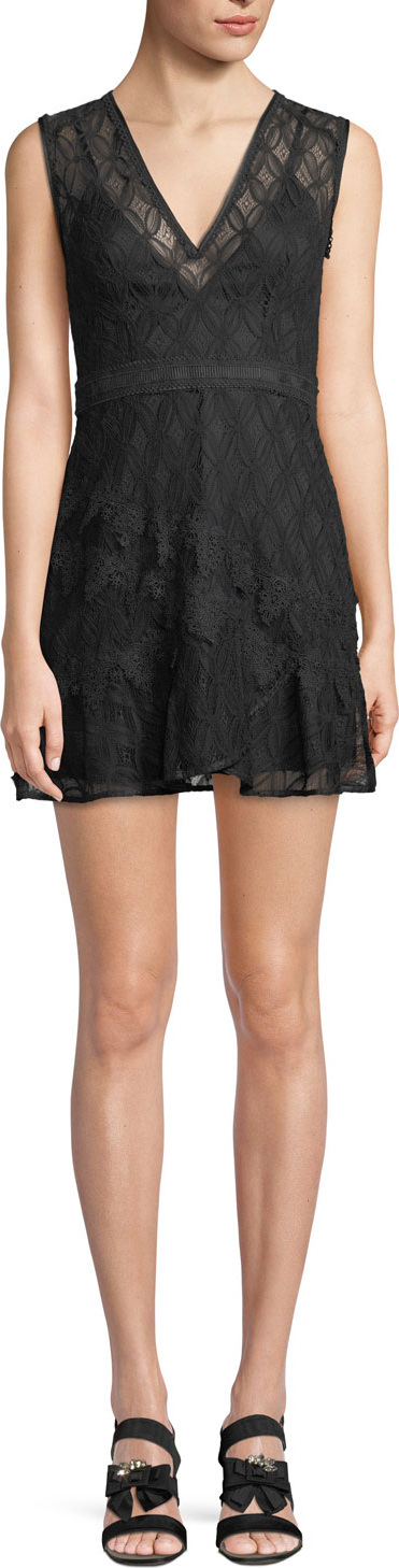 Talulah Pursue Sleeveless Lace Mini Cocktail Dress