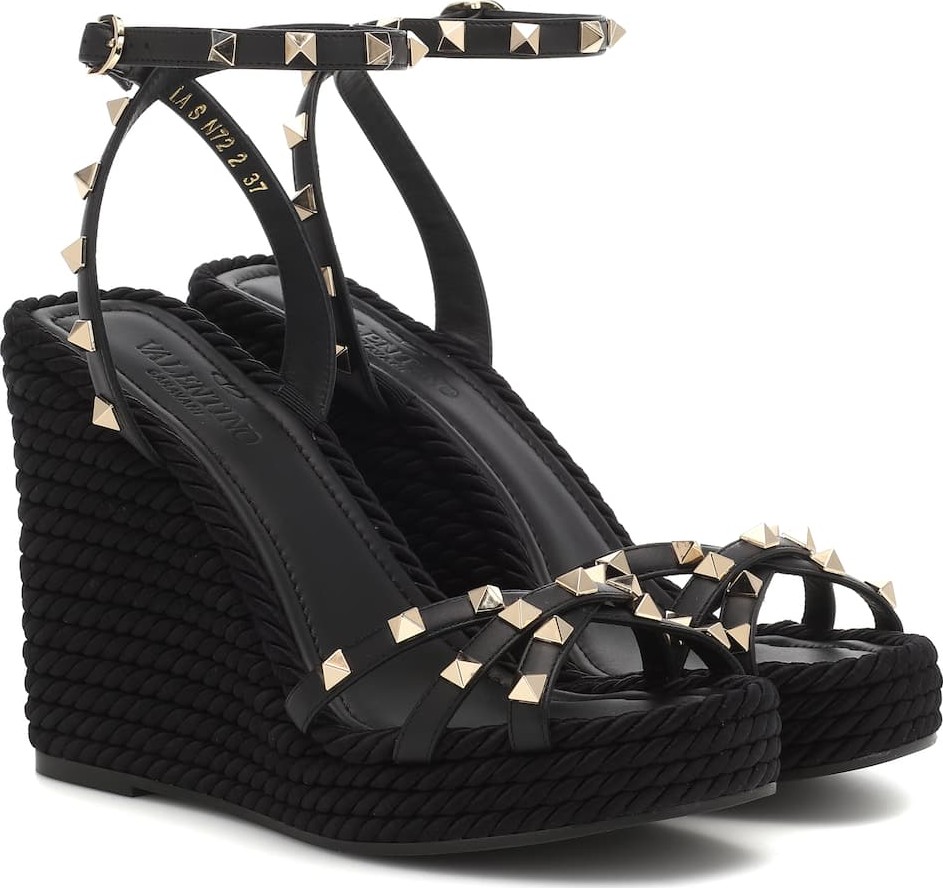 Valentino Valentino Garavani Rockstud Torchon leather wedge sandals