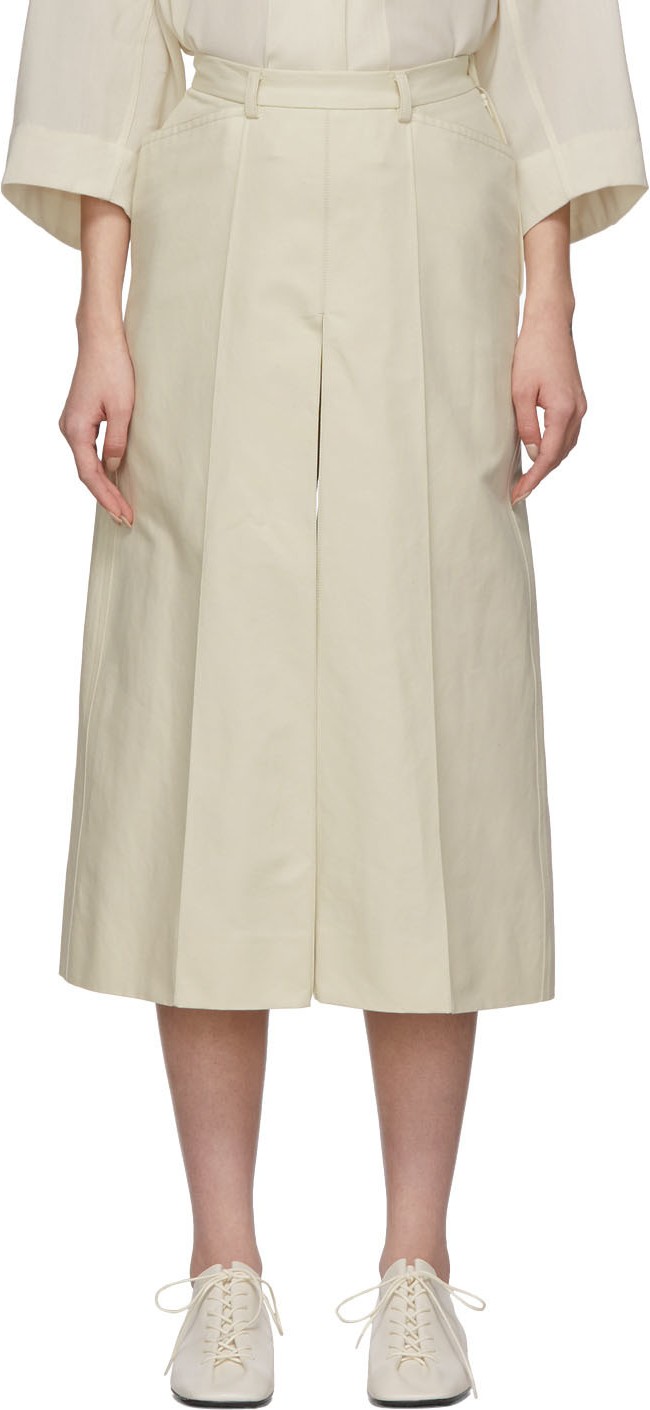 Lemaire Off-White Linen Pleated Shorts