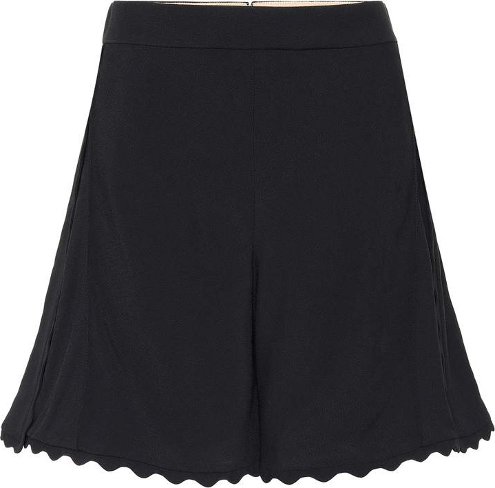 Chloe Scalloped crêpe shorts