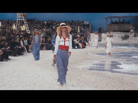 The Spring-Summer 2019 Ready-to-Wear Show — CHANEL video cover