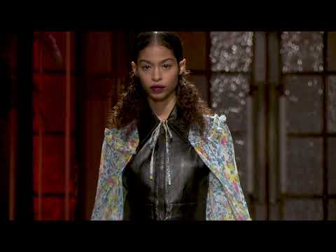 Miu Miu Club Shanghai - Crosiere 2019 Fashion Show video cover