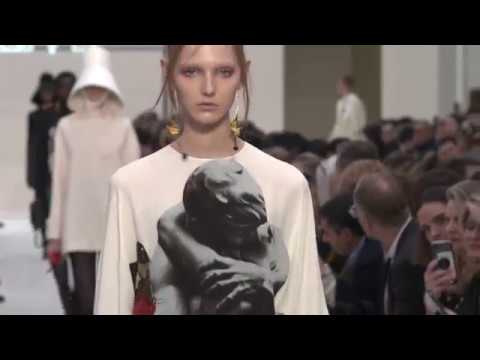 VALENTINO WOMEN'S FALL/WINTER 2019-20 video cover