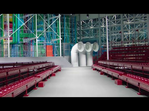 Louis Vuitton Women’s Fall-Winter 2019 Show Space video cover