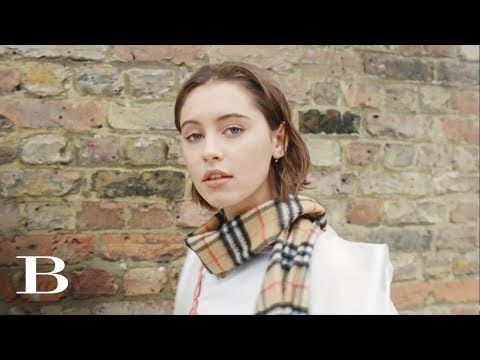 Burberry Beauty: Fresh Glow Gel Stick featuring Iris video cover