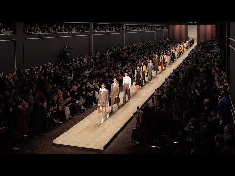 Fendi Women's Fall/Winter 2019-20 Fashion Show video cover