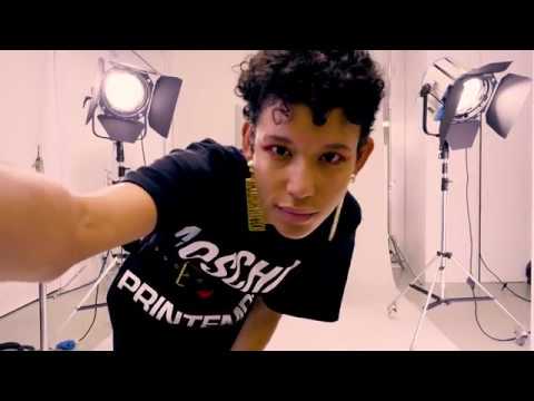Moschino loves Printemps video cover