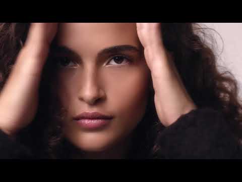 ULTRA LE TEINT video cover